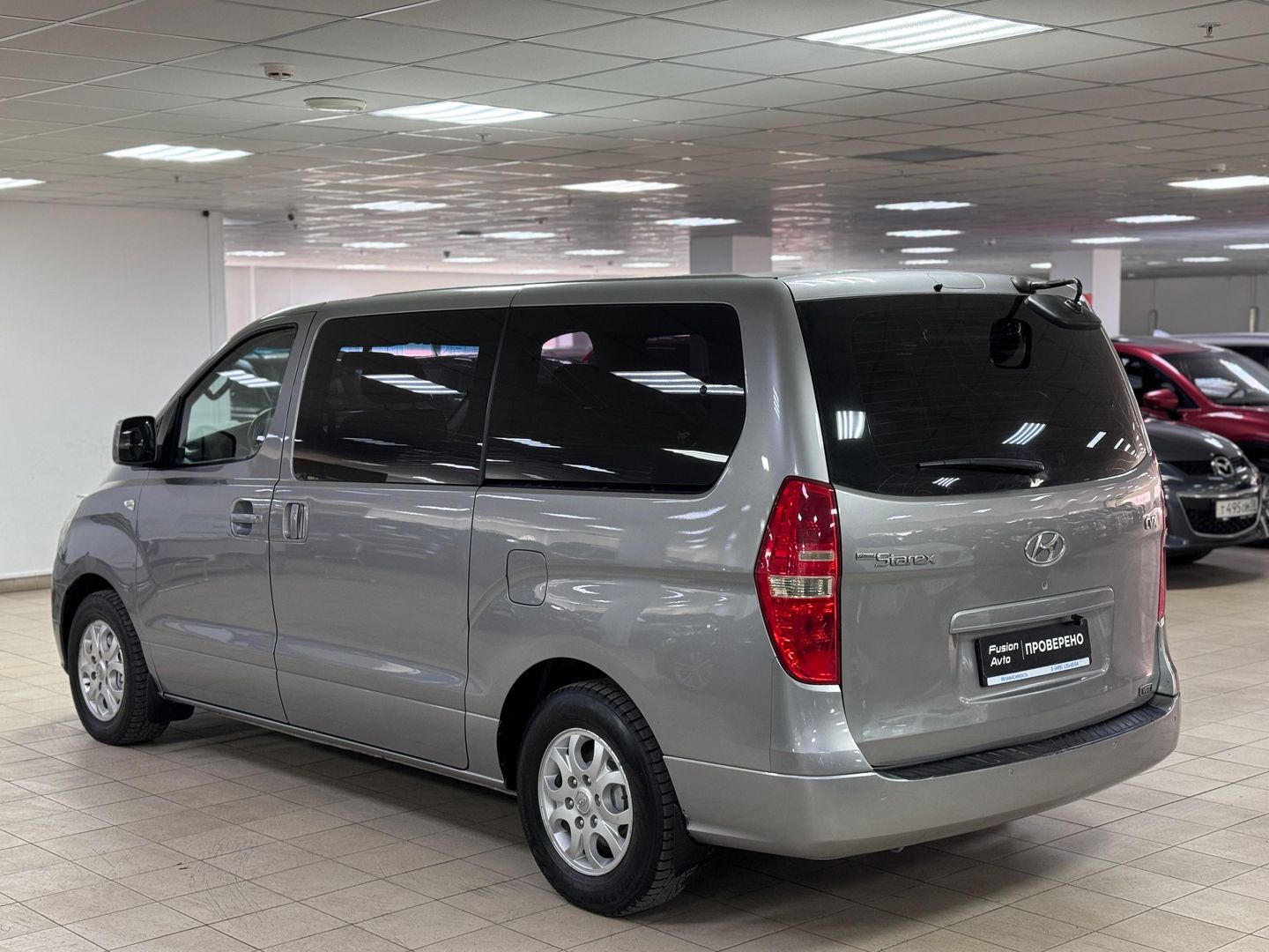 Hyundai Grand Starex