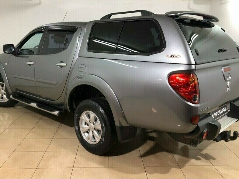 Mitsubishi L200