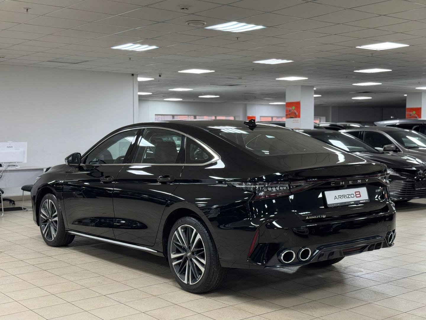 Chery Arrizo 8
