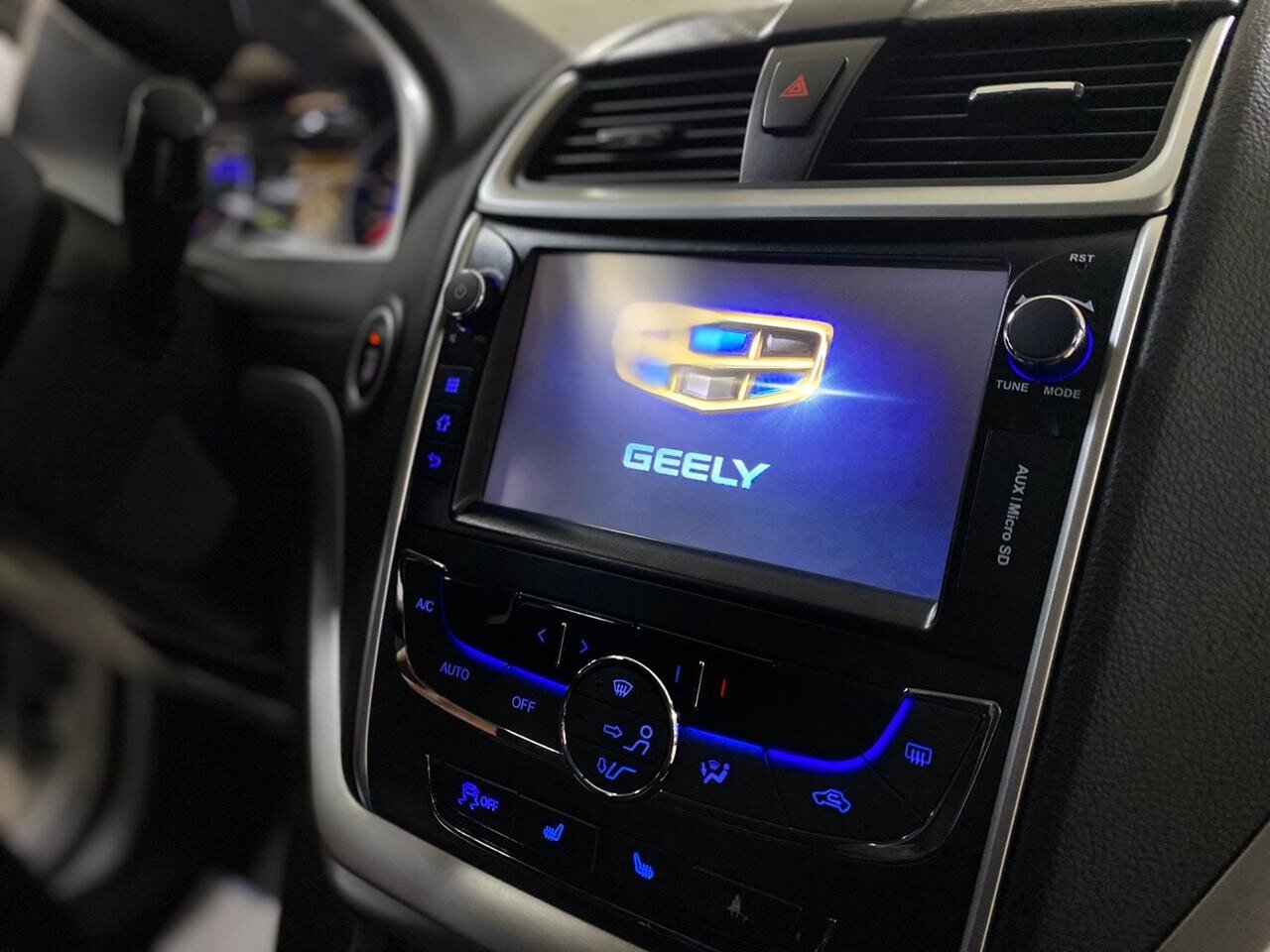 Geely Emgrand