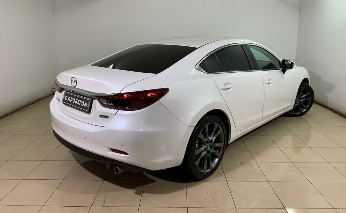 Mazda 6