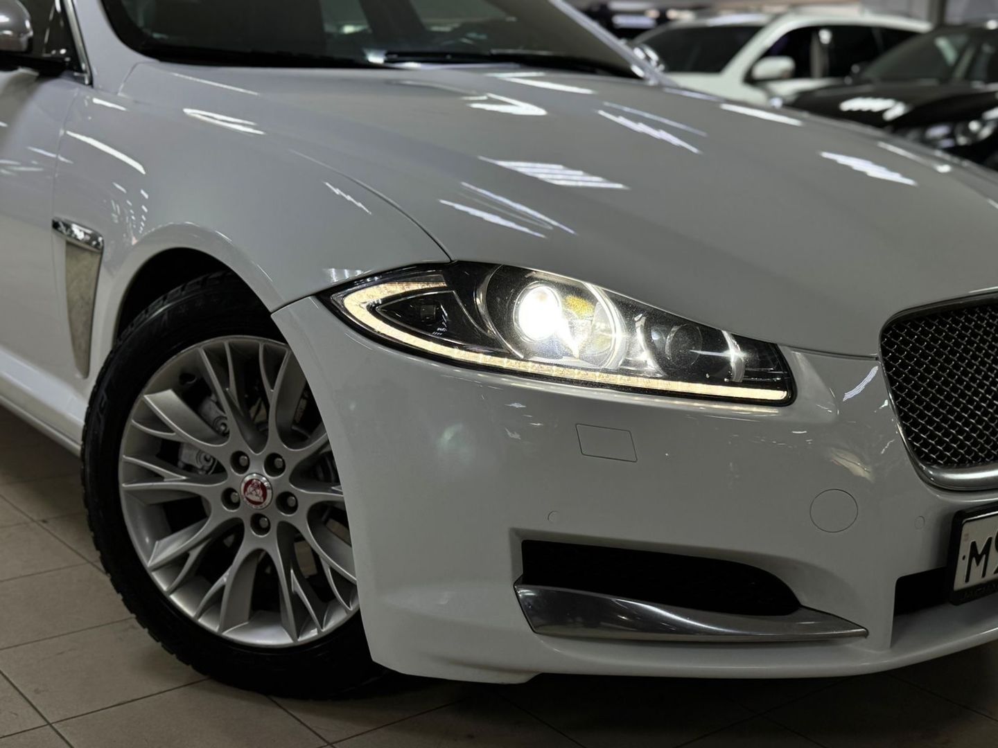 Jaguar XF