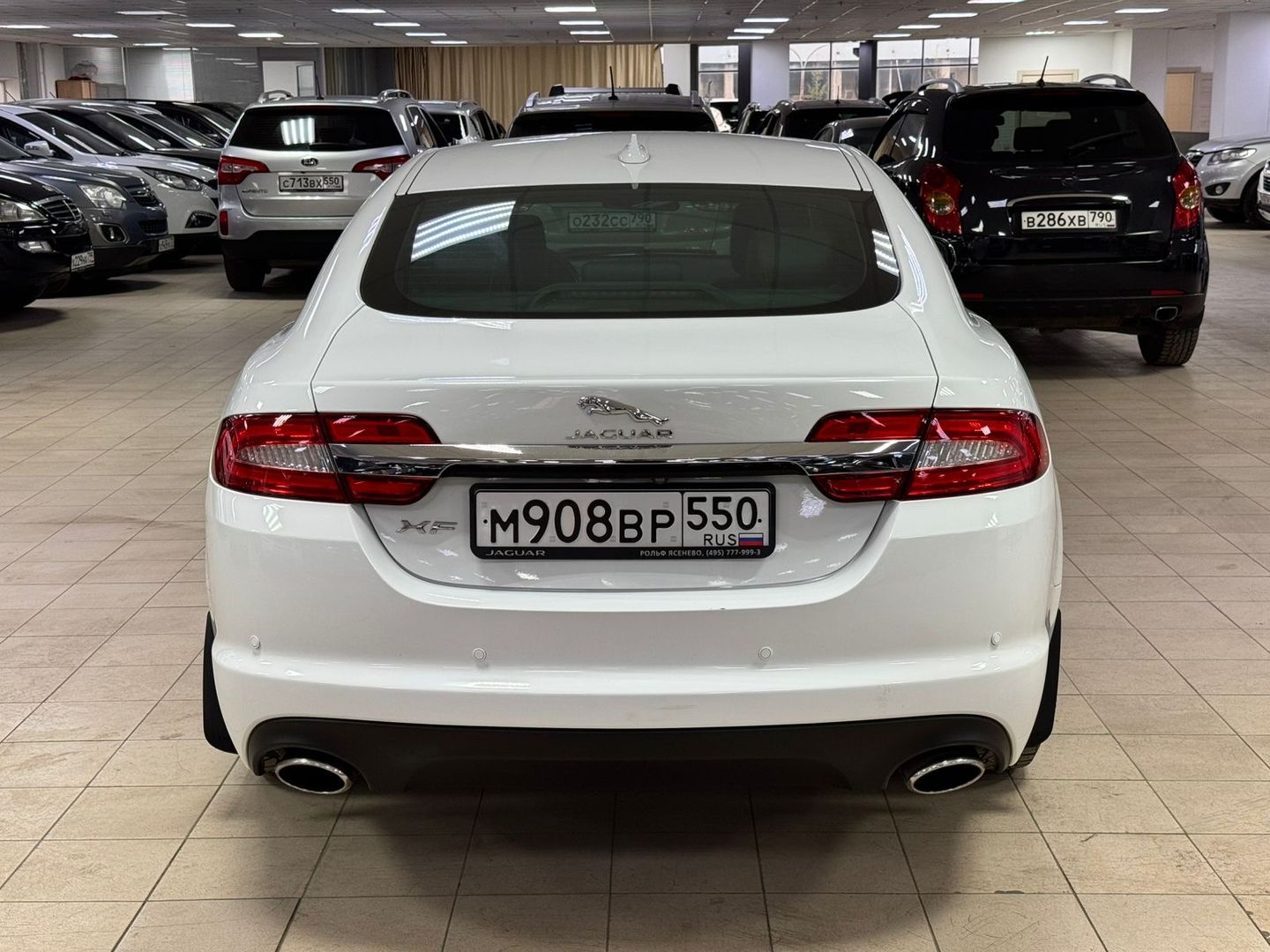 Jaguar XF