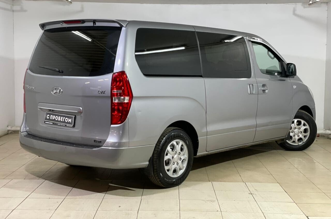 Hyundai Grand Starex