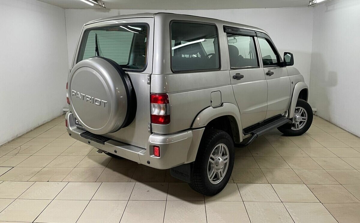 УАЗ Patriot