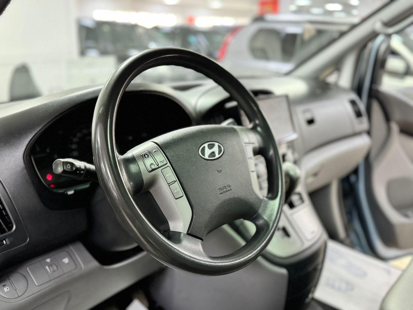 Hyundai Grand Starex