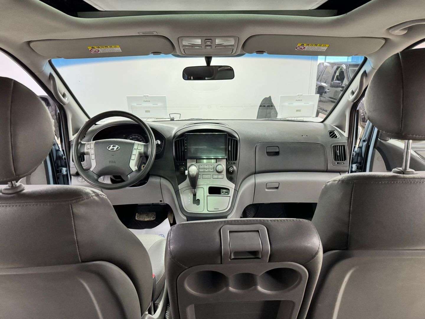 Hyundai Grand Starex