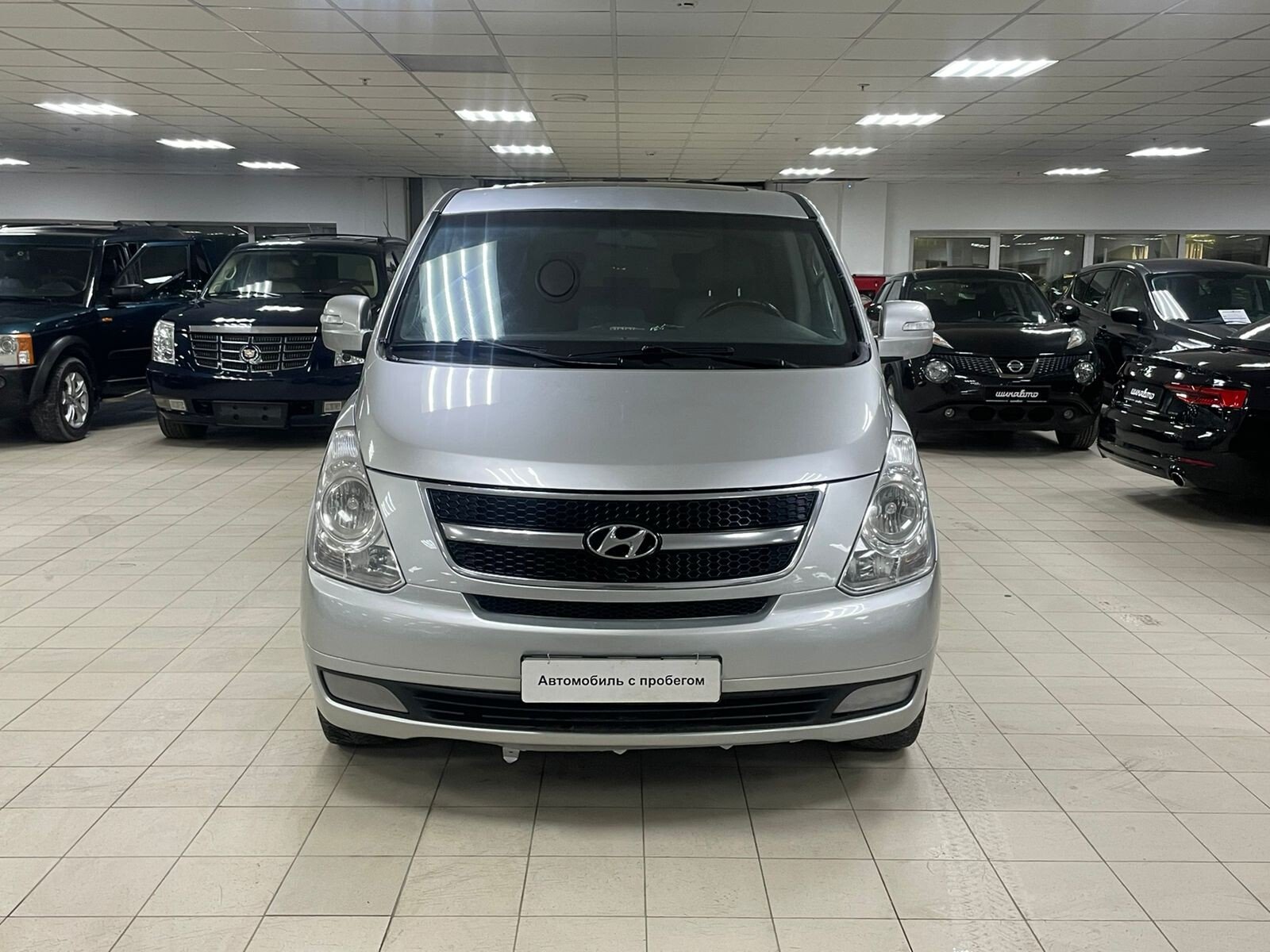 Hyundai Grand Starex