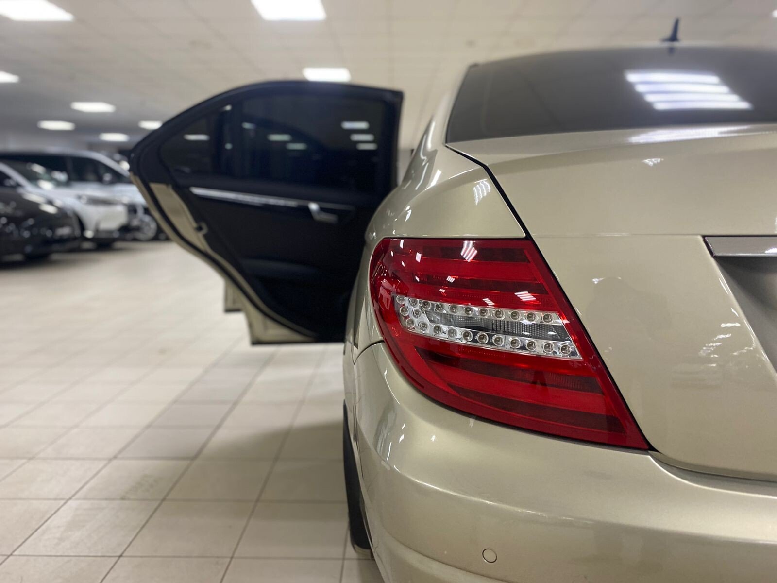 Mercedes-Benz C-Класс