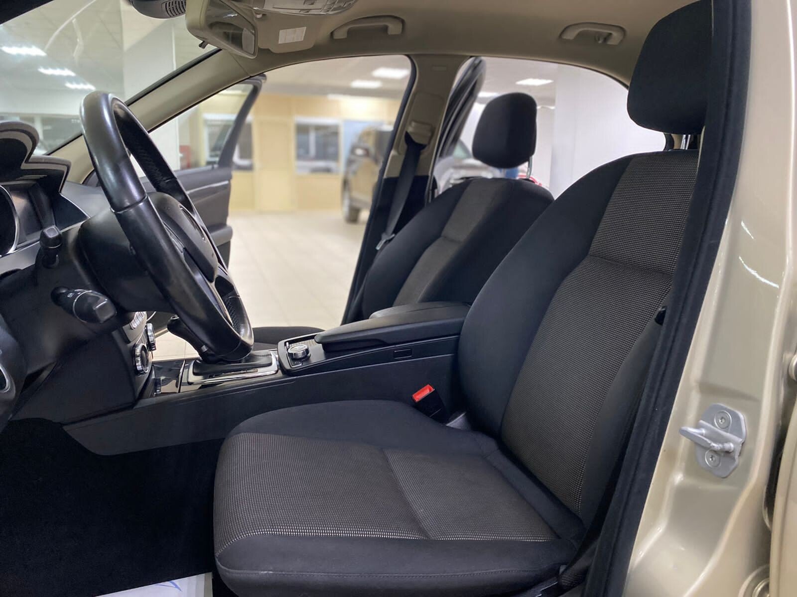 Mercedes-Benz C-Класс