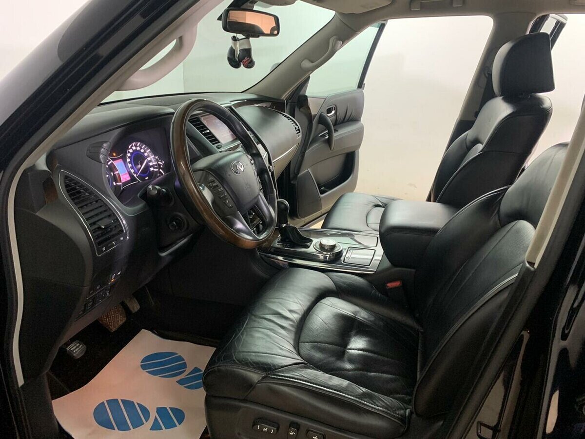 Infiniti QX56