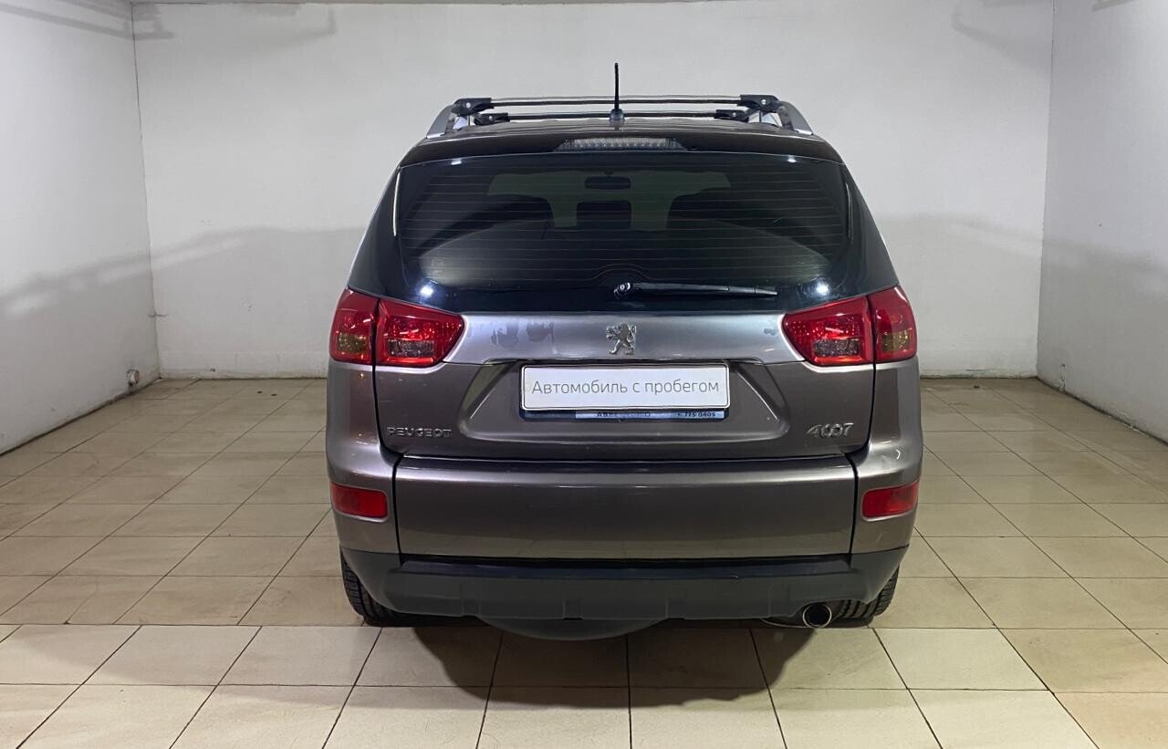 Peugeot 4007
