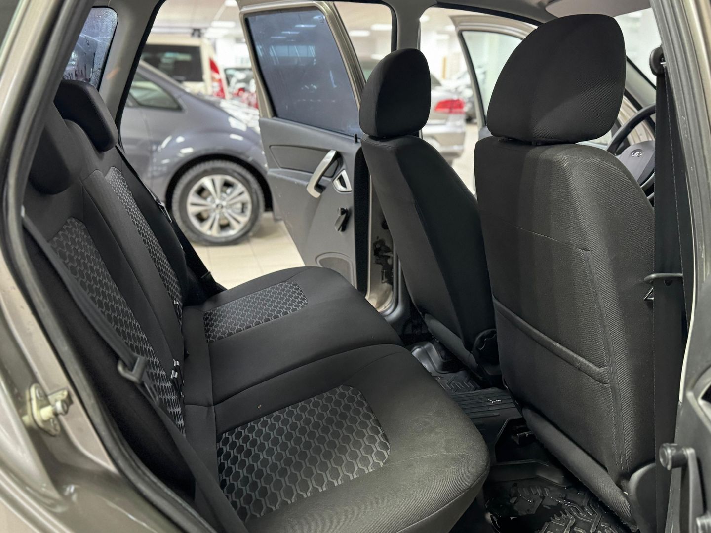 LADA (ВАЗ) Granta