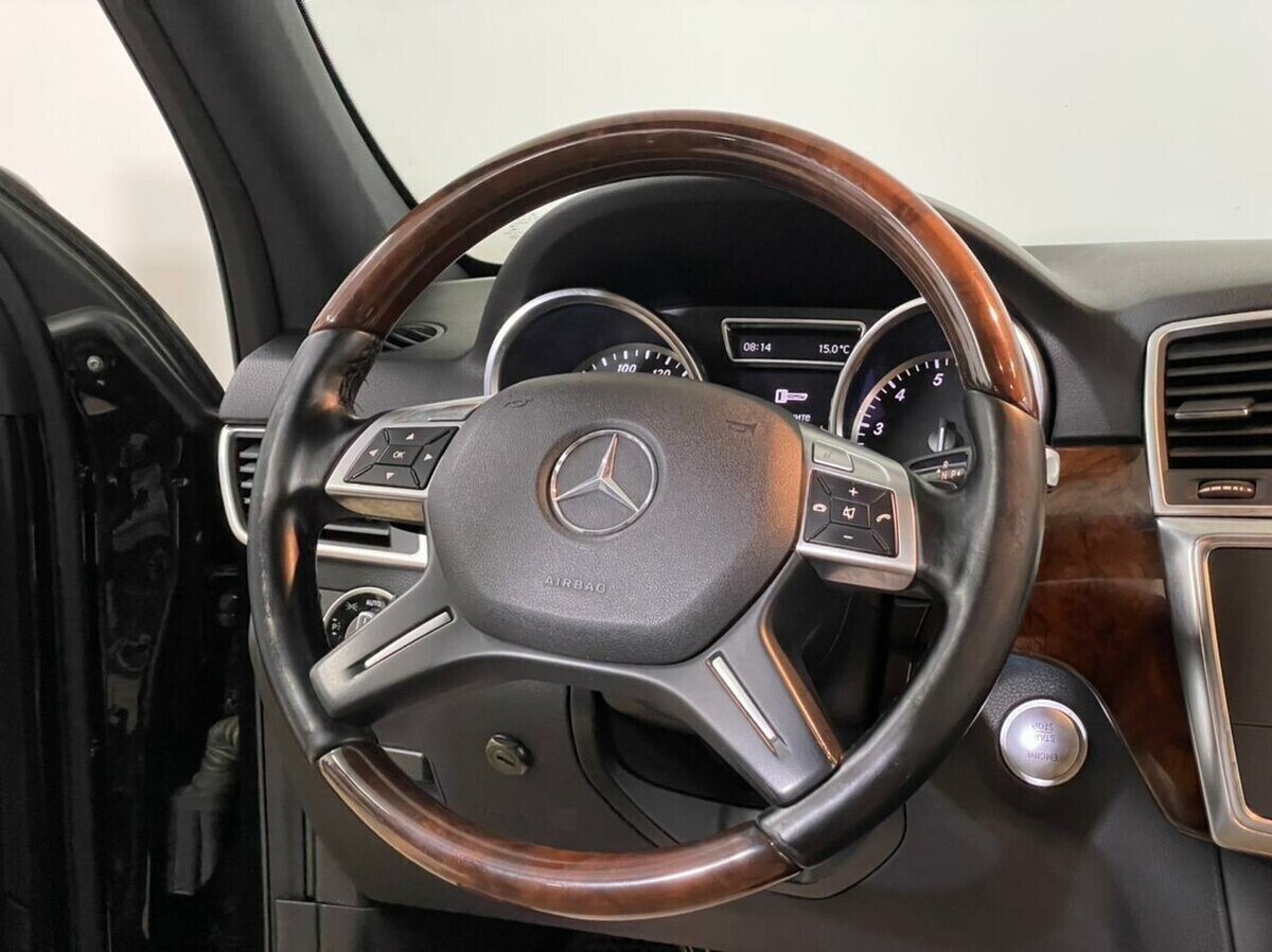 Mercedes-Benz M-Класс