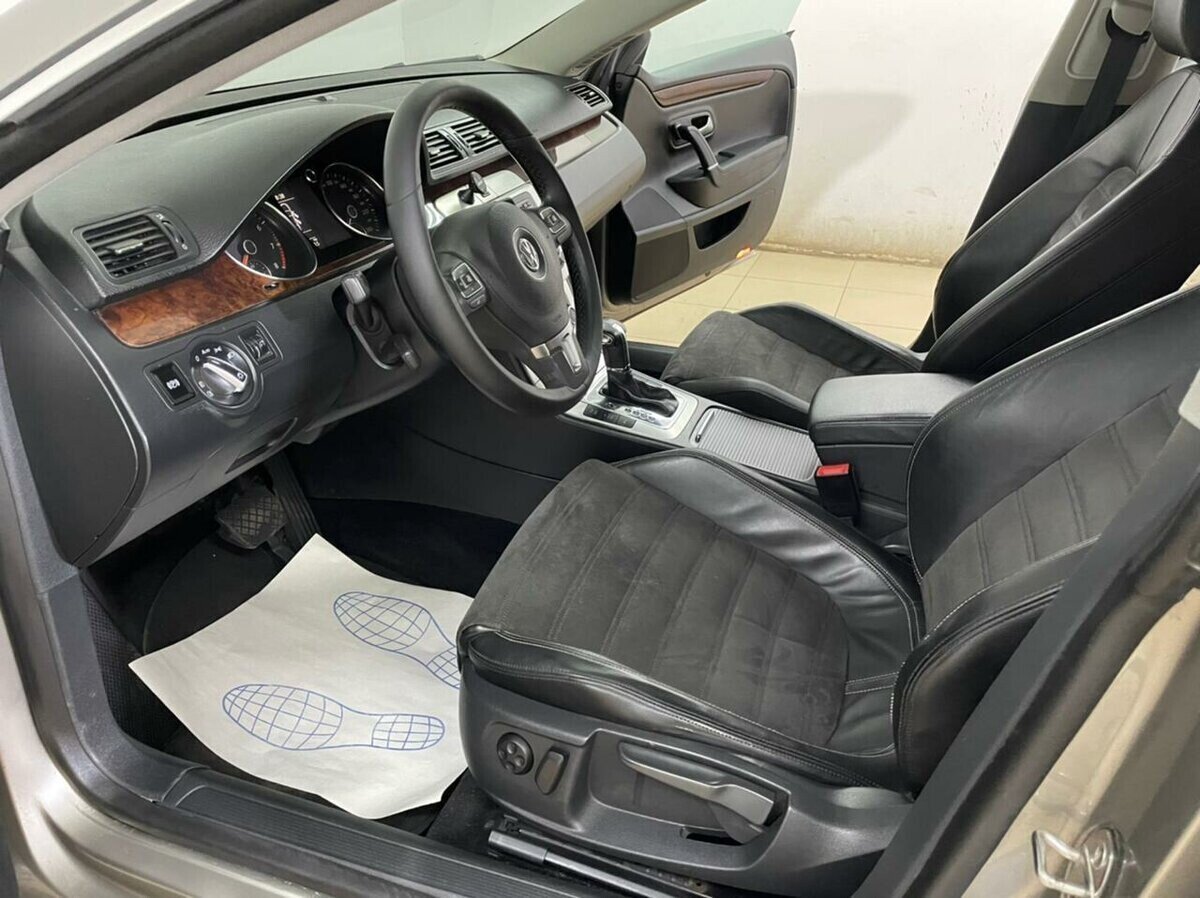 Volkswagen Passat CC