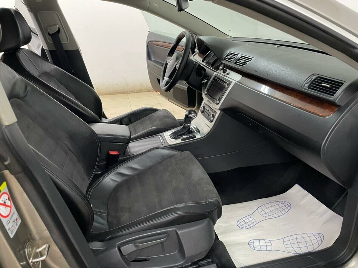 Volkswagen Passat CC