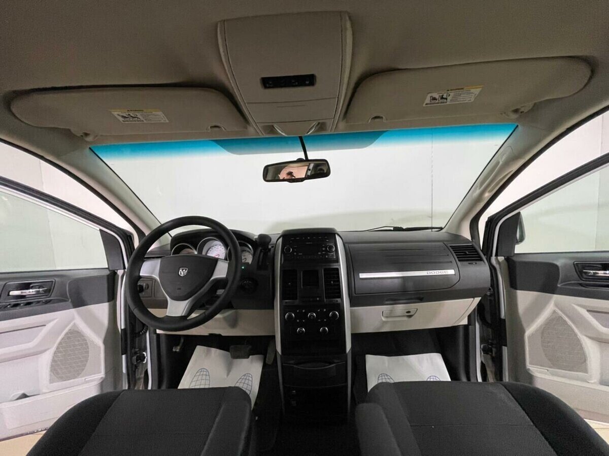 Dodge Caravan