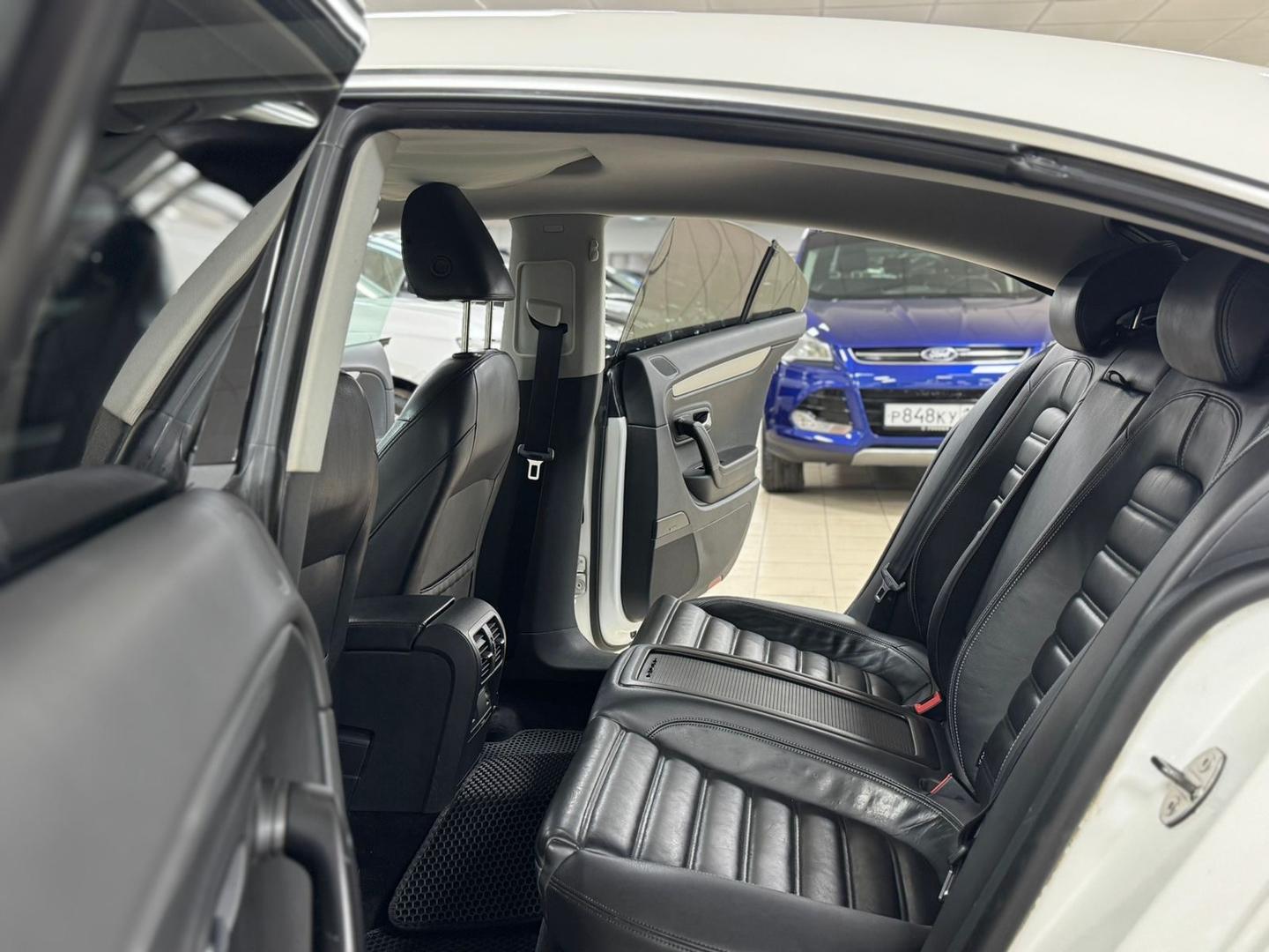 Volkswagen Passat CC