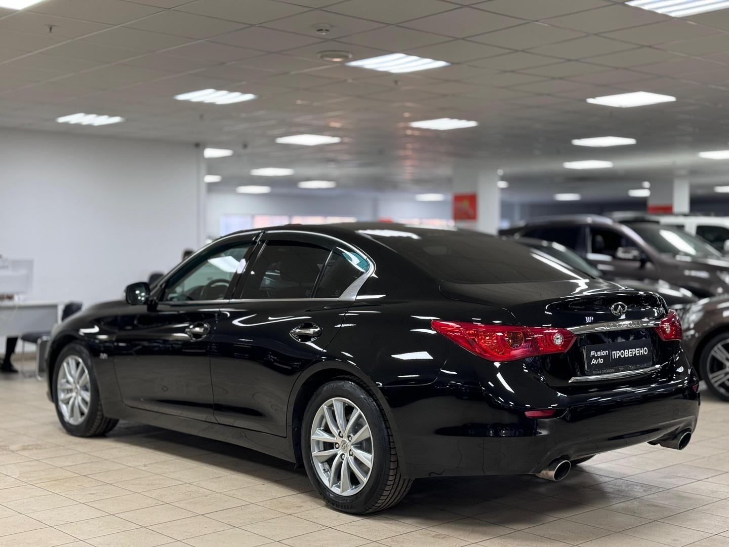 Infiniti Q50