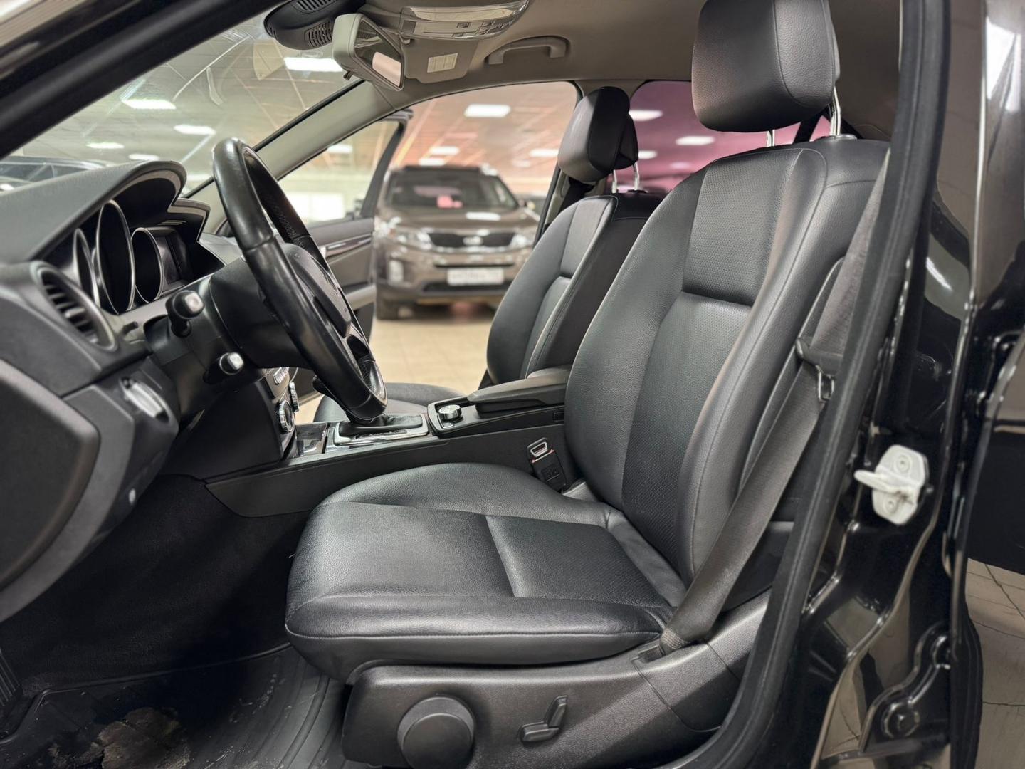 Mercedes-Benz C-Класс