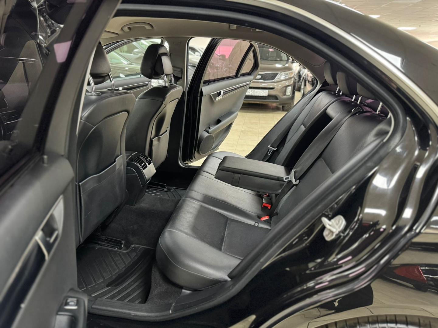 Mercedes-Benz C-Класс