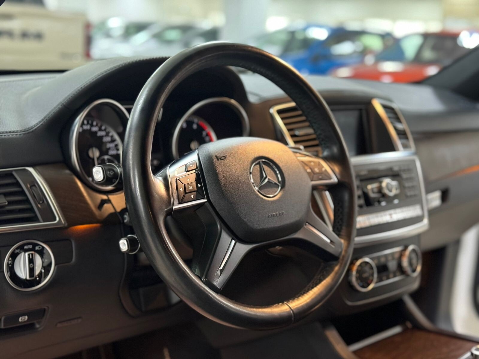 Mercedes-Benz M-Класс