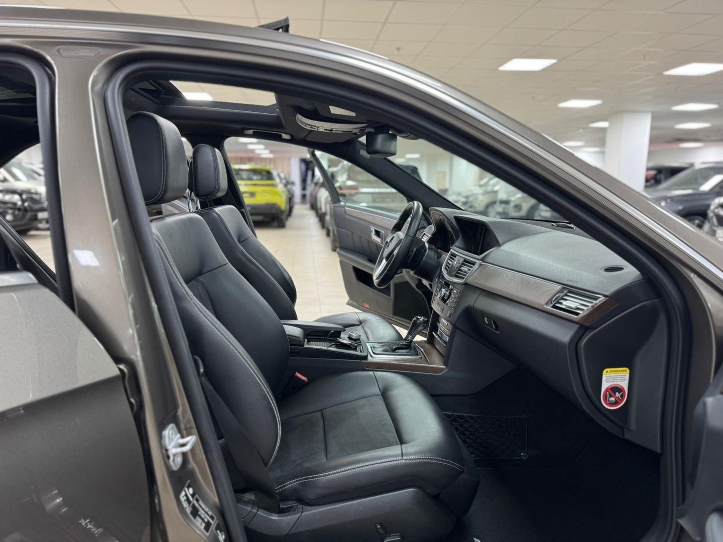 Mercedes-Benz E-Класс