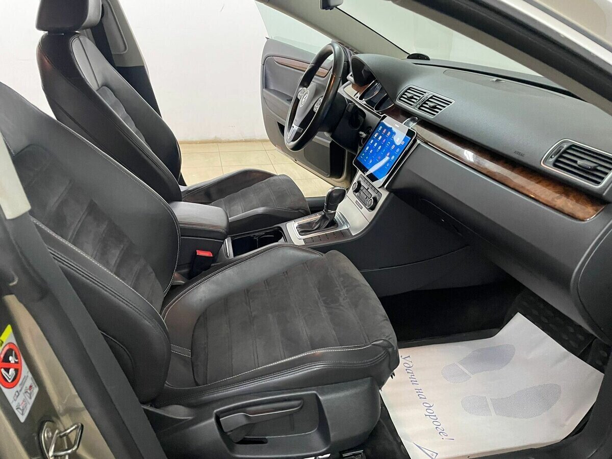 Volkswagen Passat CC