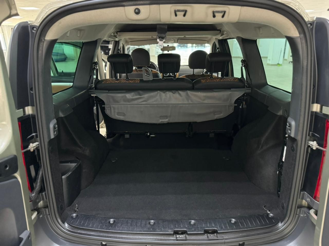 LADA (ВАЗ) Largus