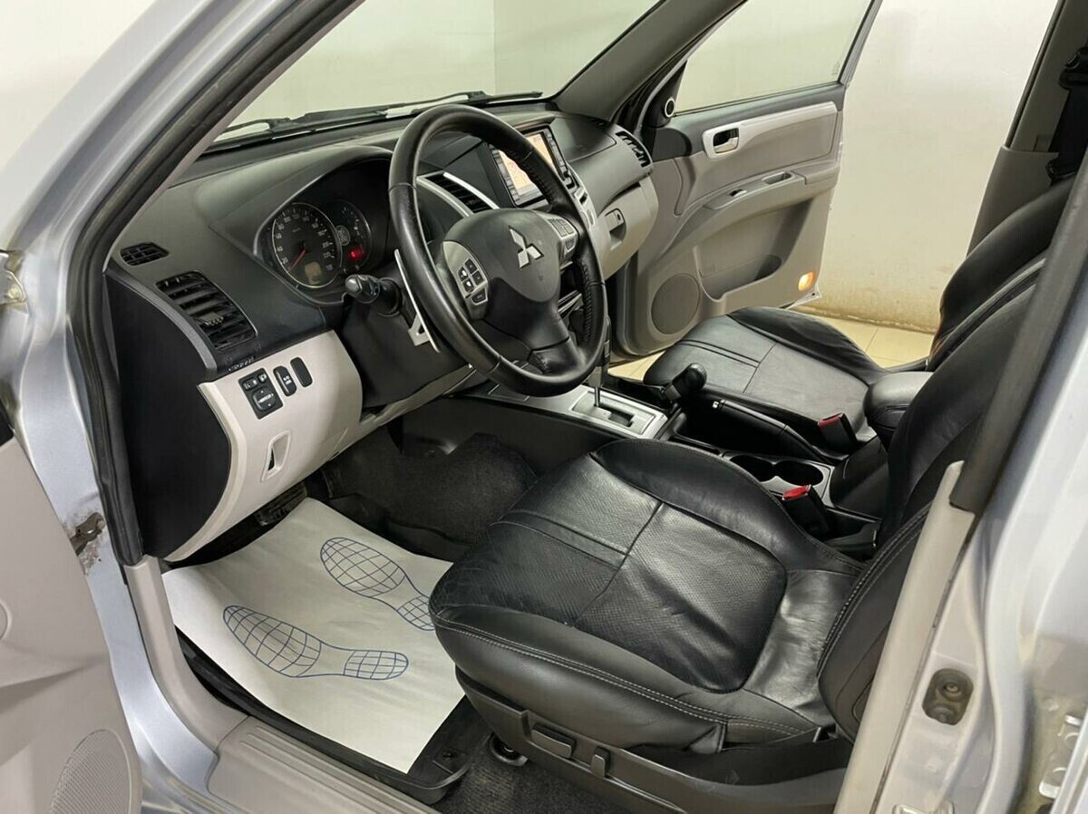 Mitsubishi Pajero Sport