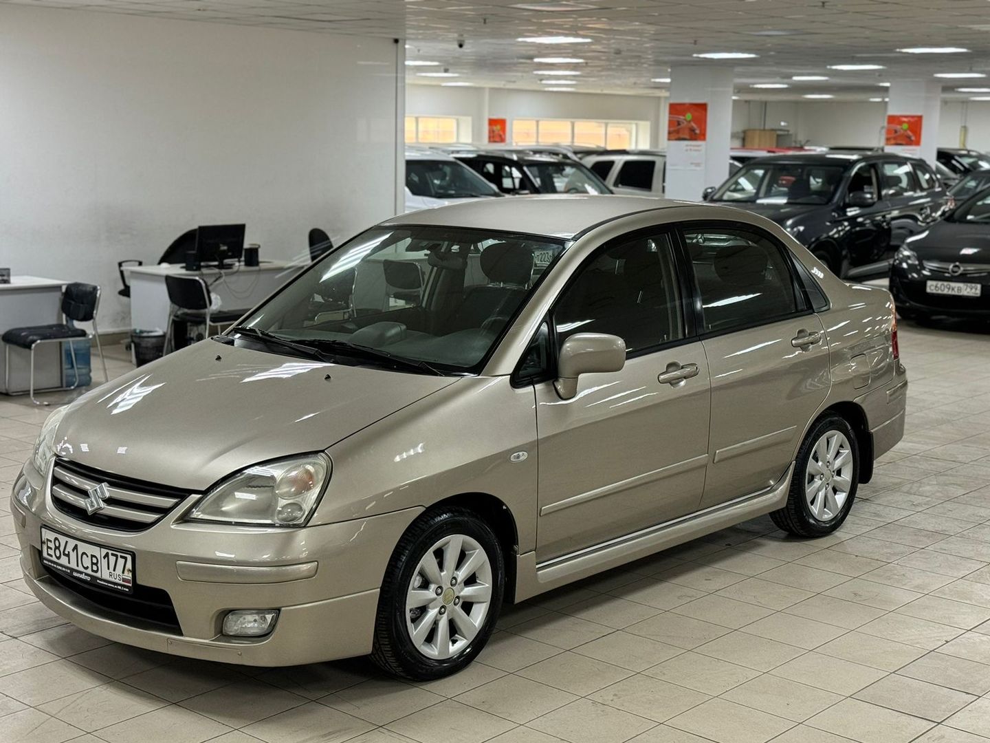 Suzuki Liana