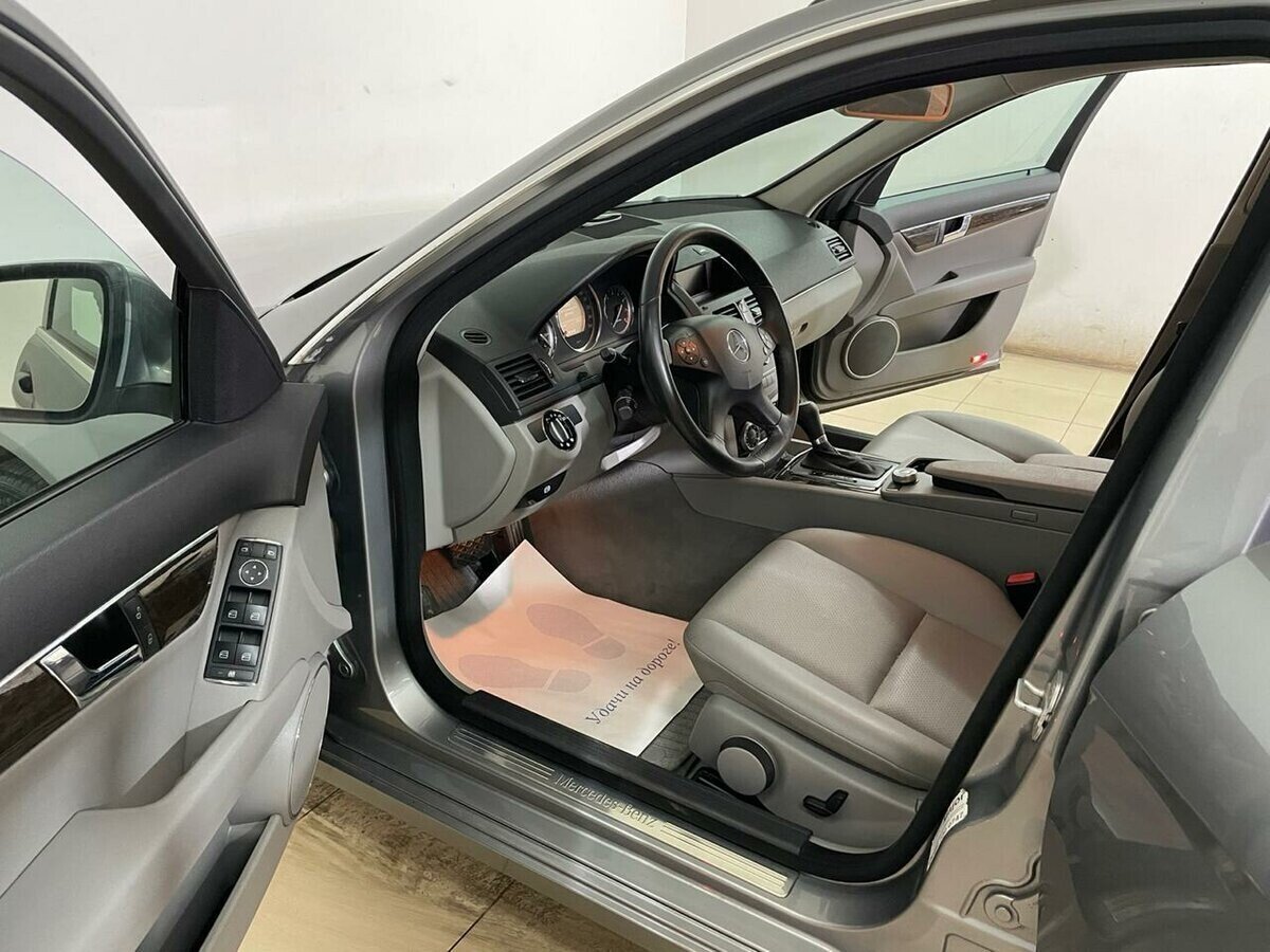 Mercedes-Benz C-Класс