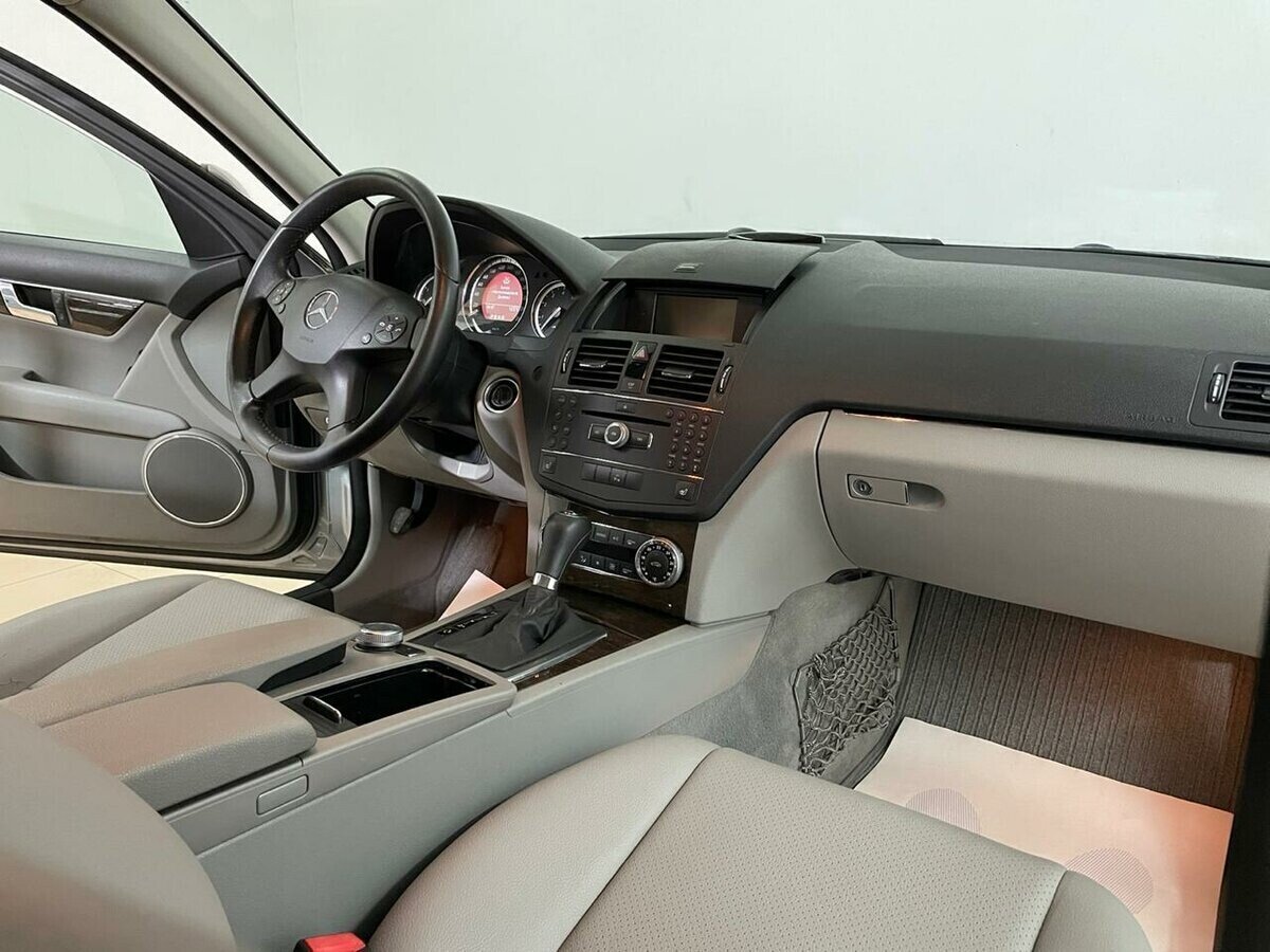 Mercedes-Benz C-Класс