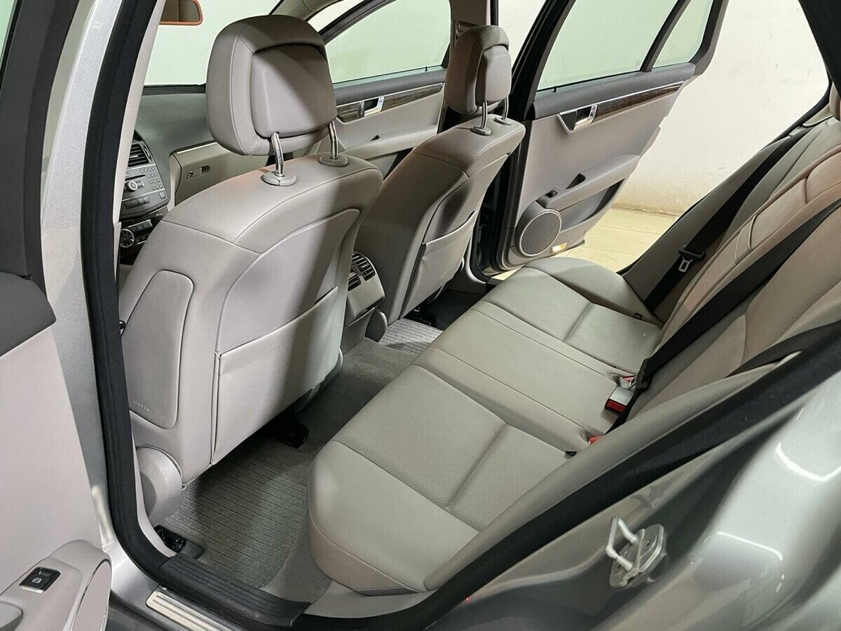 Mercedes-Benz C-Класс