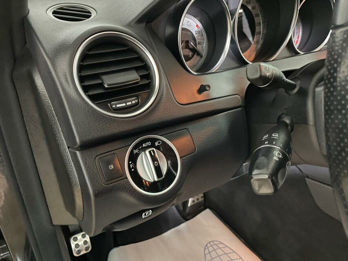 Mercedes-Benz C-Класс