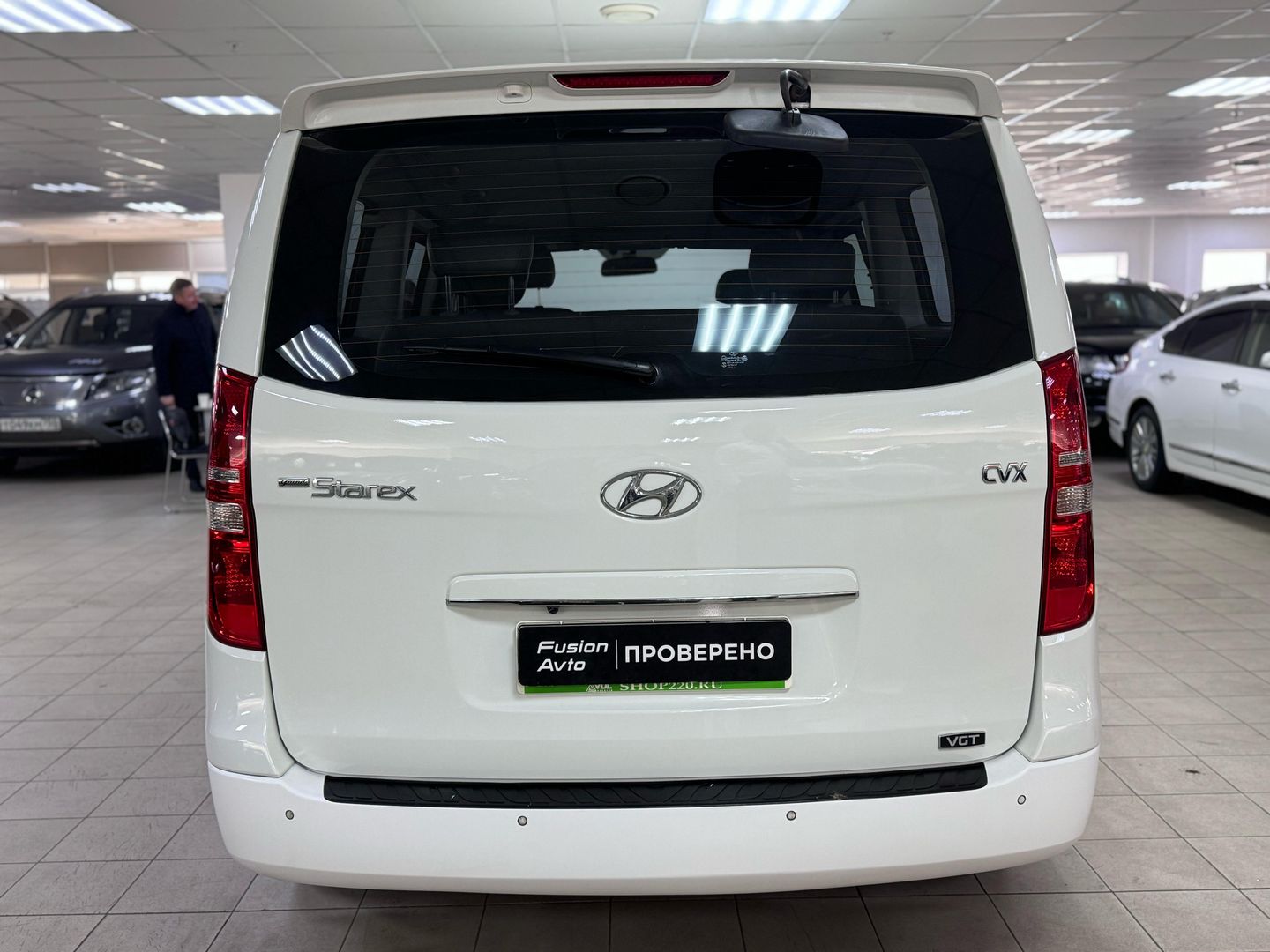 Hyundai Grand Starex