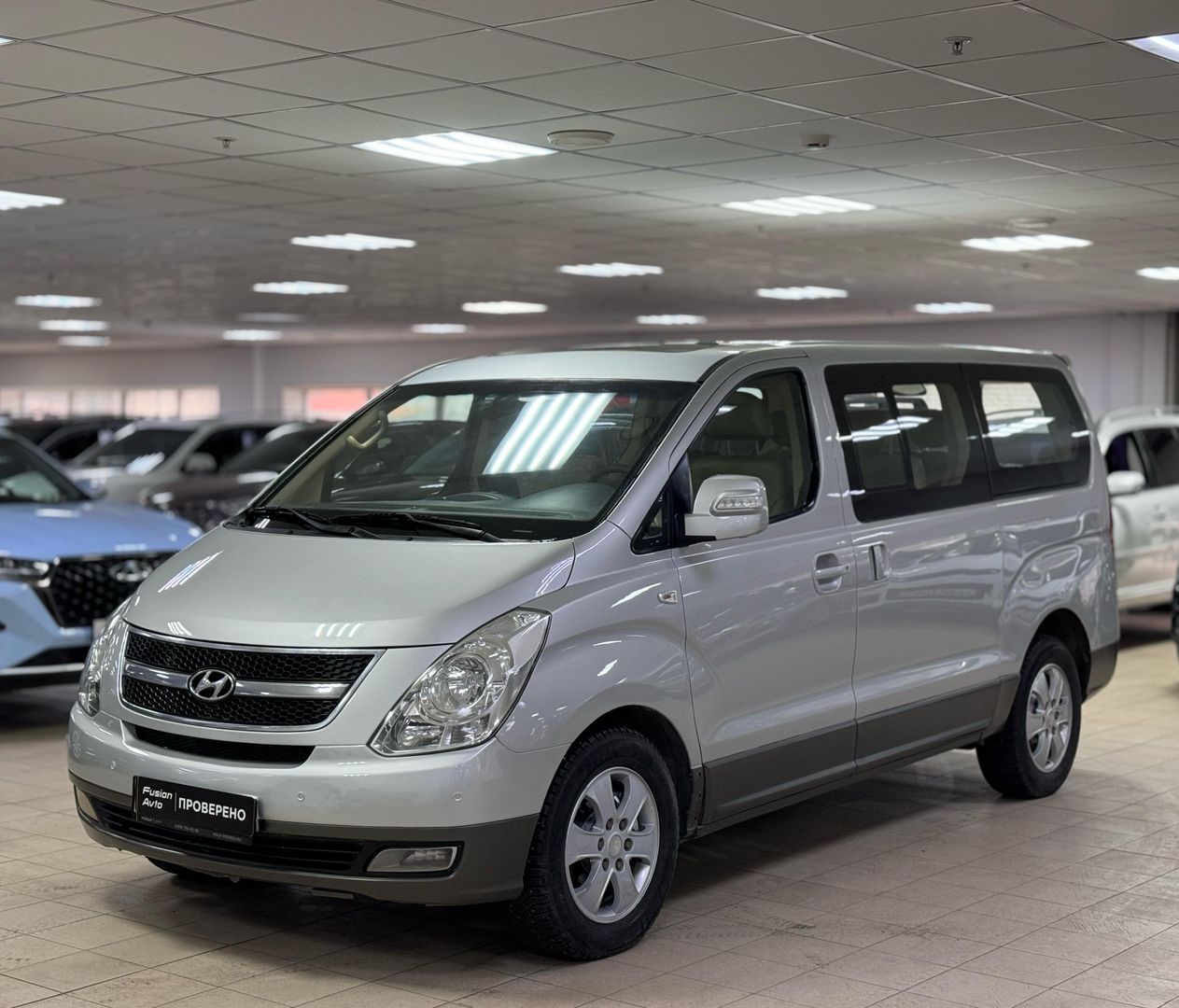 Hyundai Grand Starex
