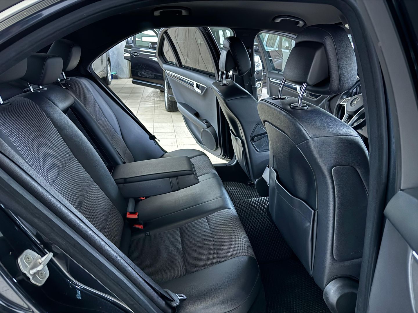 Mercedes-Benz C-Класс