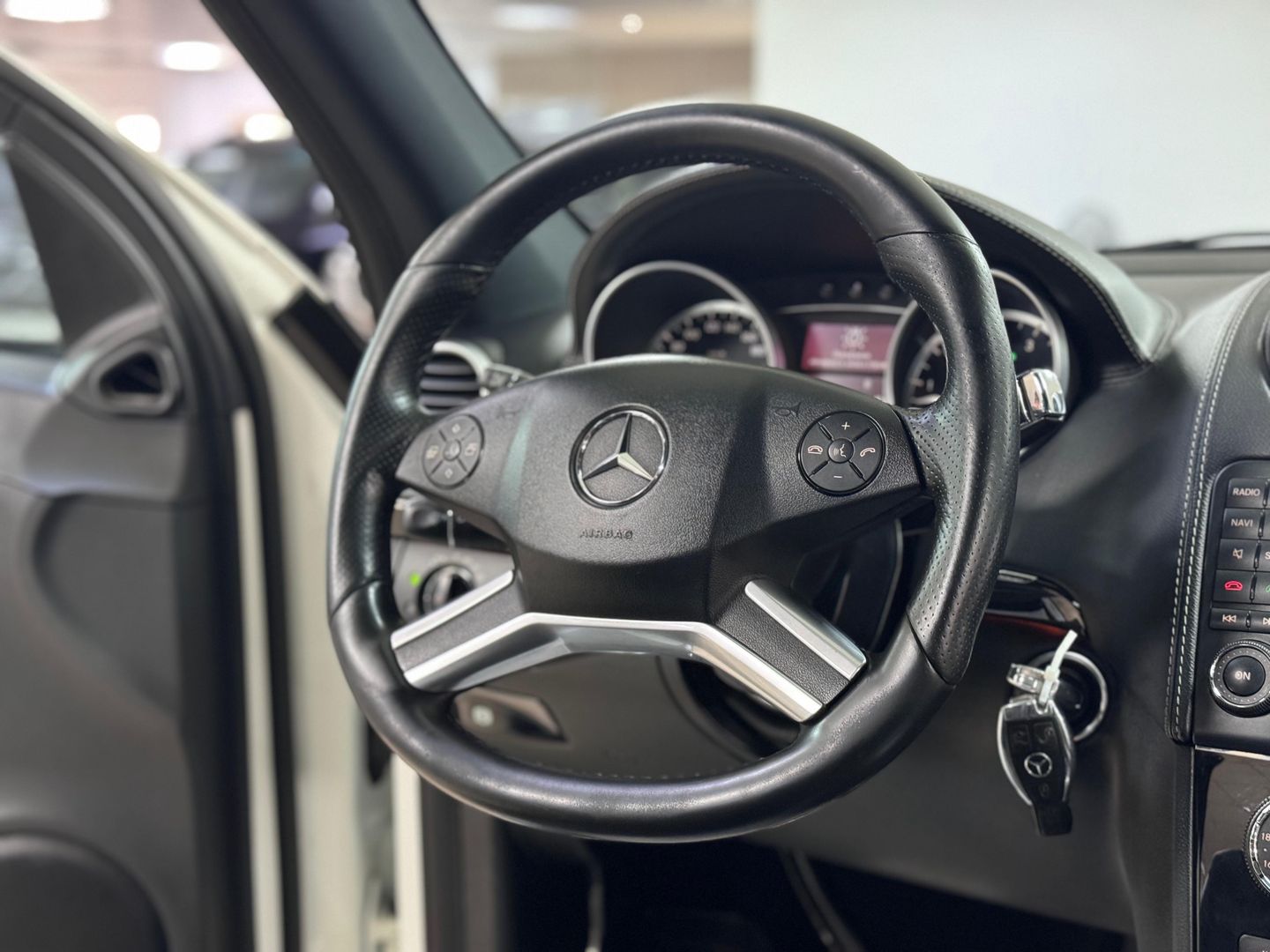 Mercedes-Benz M-Класс