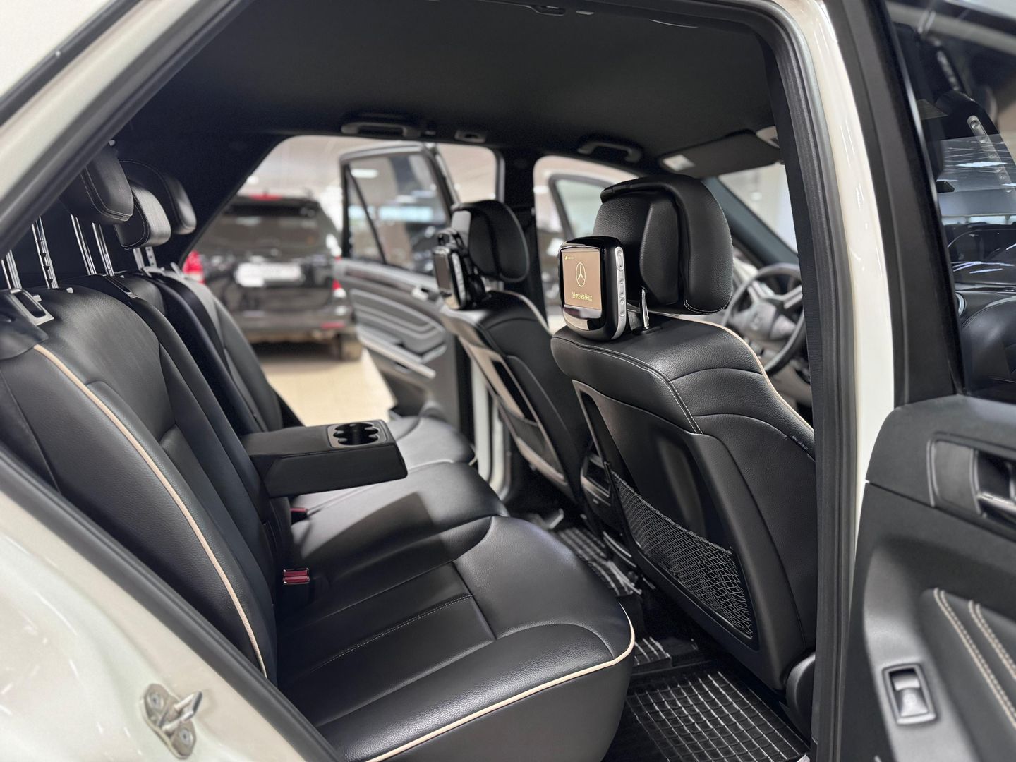 Mercedes-Benz M-Класс