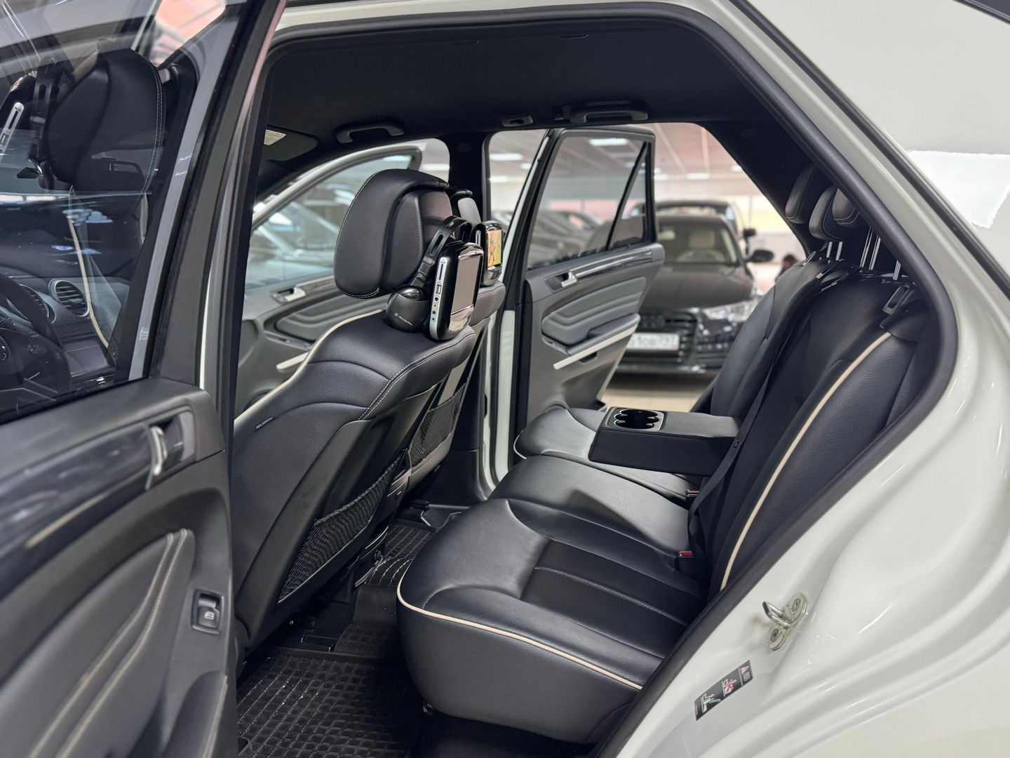 Mercedes-Benz M-Класс