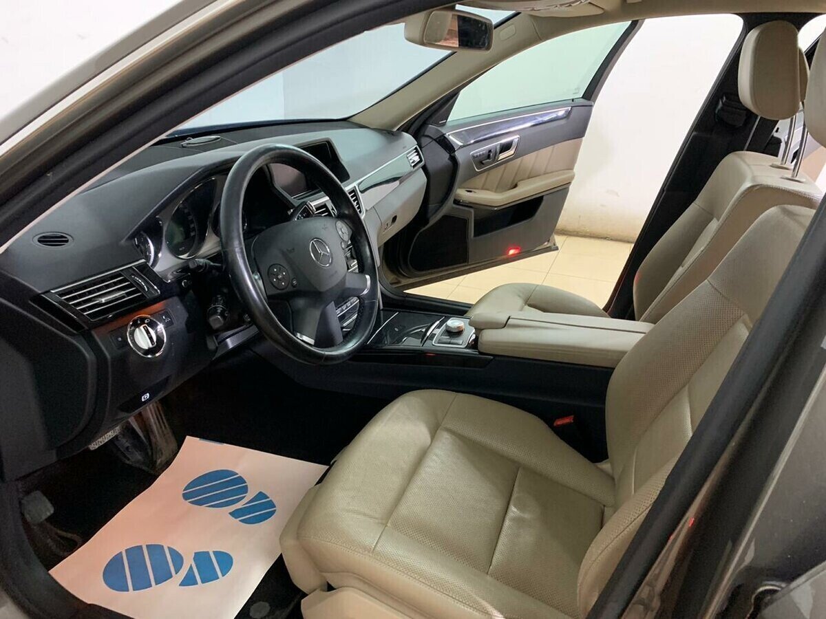 Mercedes-Benz E-Класс