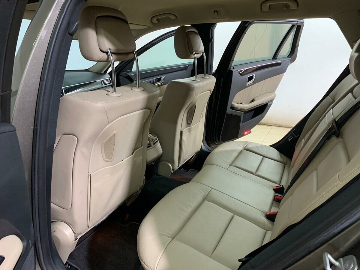 Mercedes-Benz E-Класс