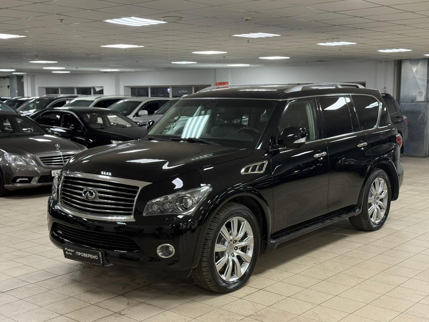 Infiniti QX56
