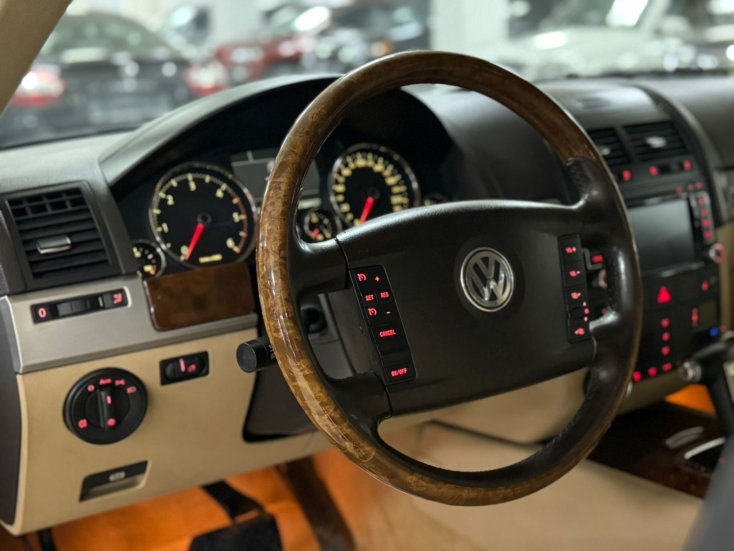 Volkswagen Touareg