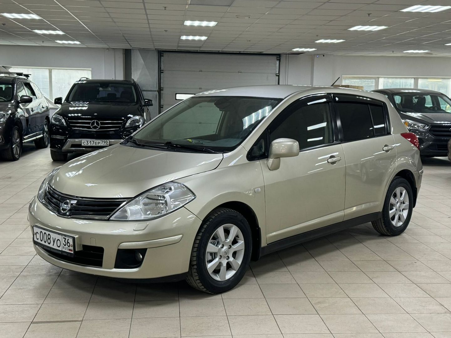 Nissan Tiida