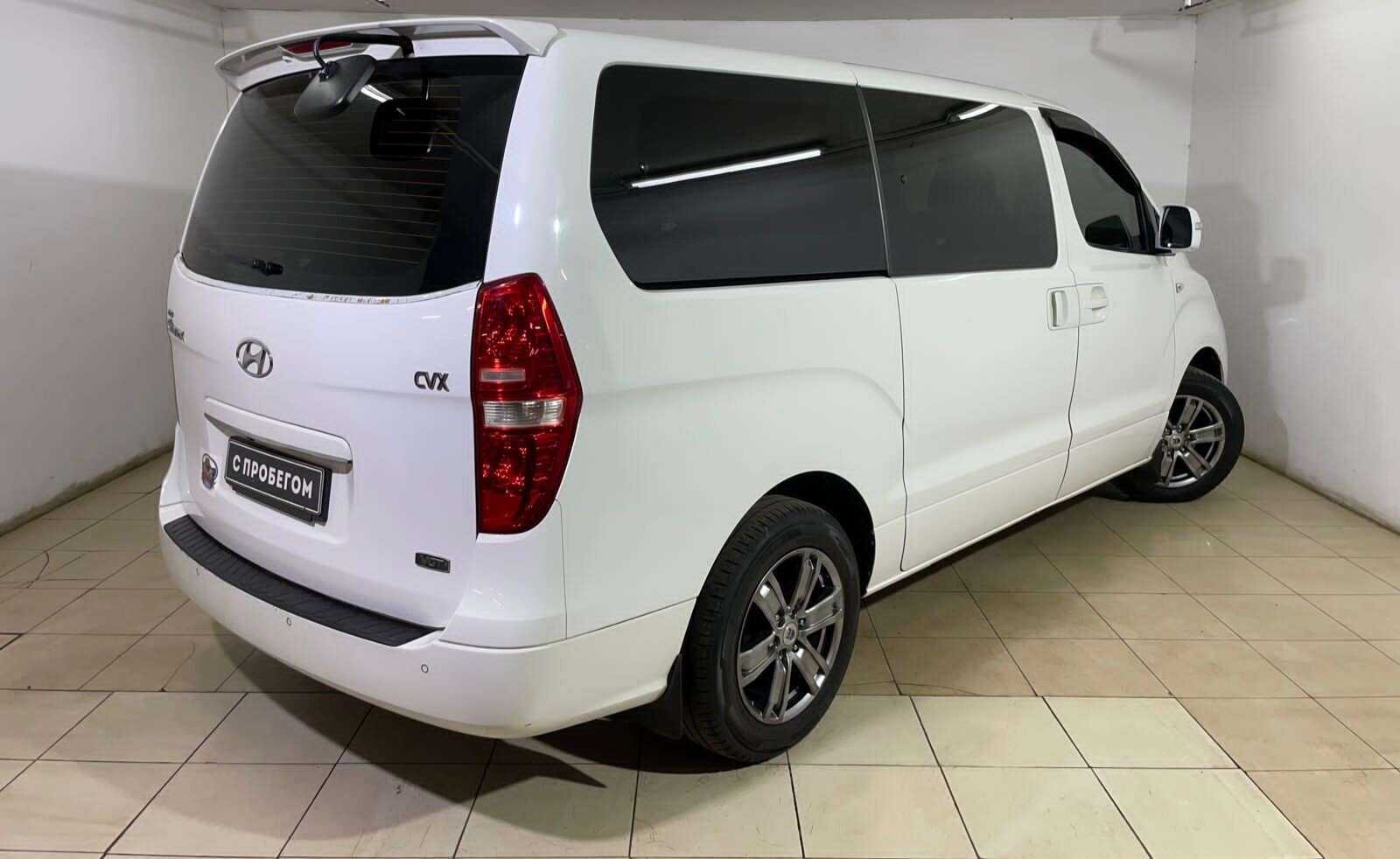 Hyundai Grand Starex