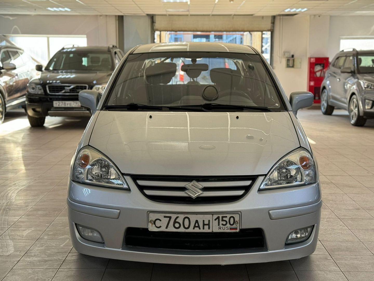 Suzuki Liana