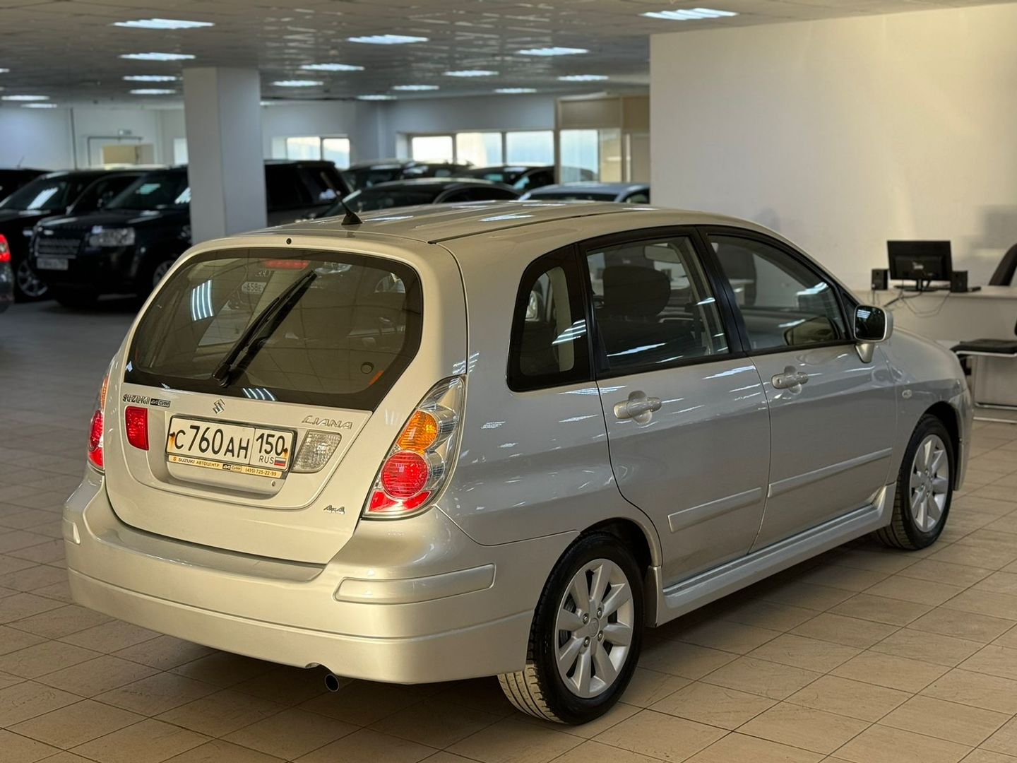 Suzuki Liana