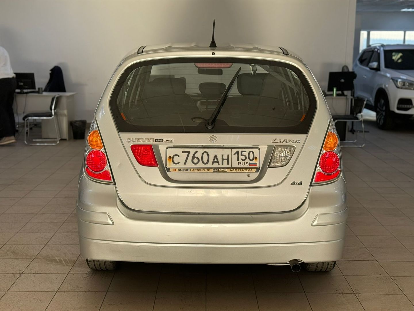 Suzuki Liana